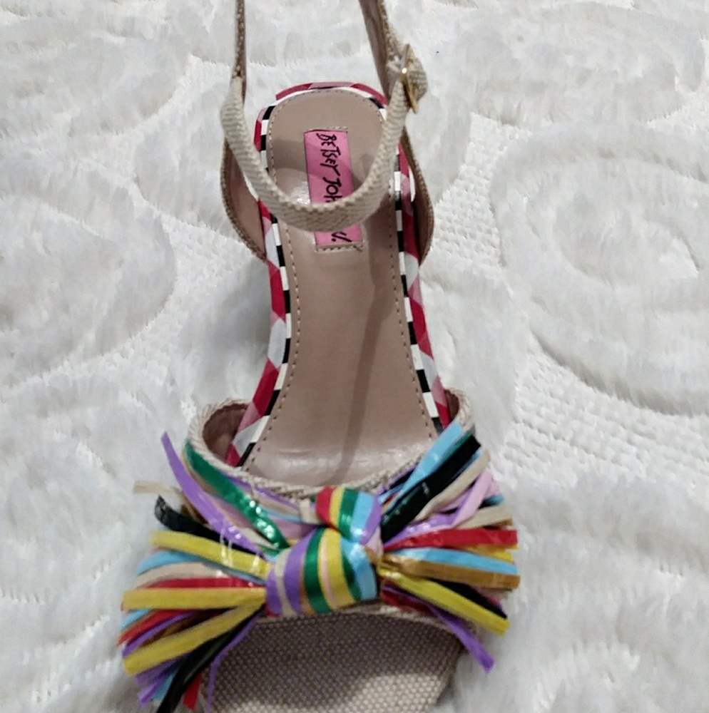 🎈SOLD🎈NEW BETSEY JOHNSON ESPADRILLES